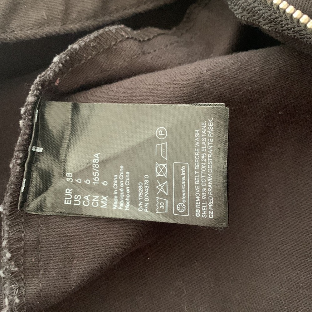 Divided Black Zip Up Dress - Picture 8 of 8